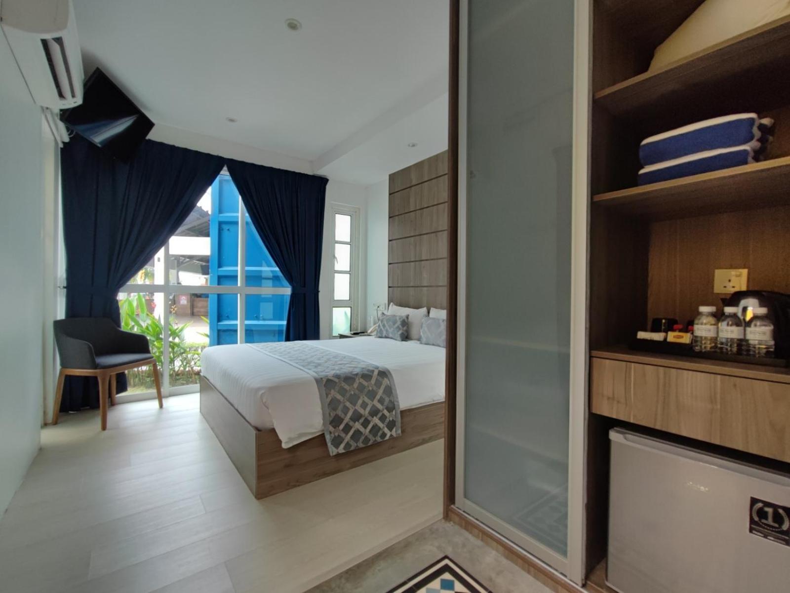 Solesor Kampong Beach Resort Port Dickson Eksteriør bilde