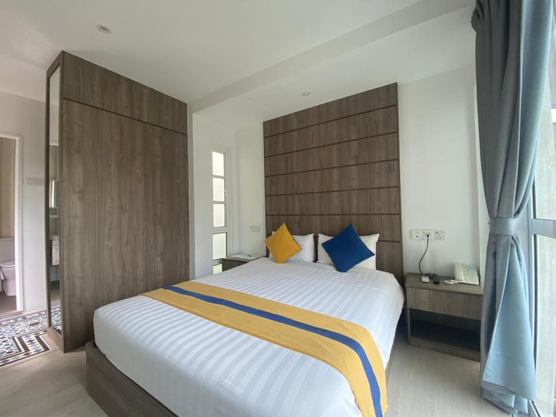 Solesor Kampong Beach Resort Port Dickson Eksteriør bilde